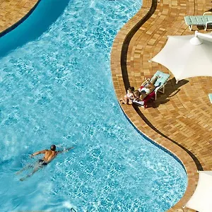 2nd Avenue Beachside **** Gold Coast