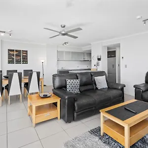 Moorings On Cavill Surfers Paradise **** Gold Coast