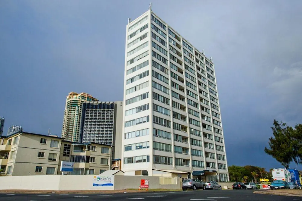 *** Aparthotel The Shore Apartments - Beachfront Gold Coast Australia
