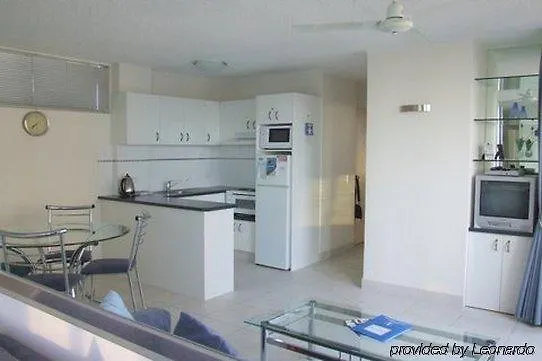 Aparthotel The Shore Apartments - Beachfront Gold Coast