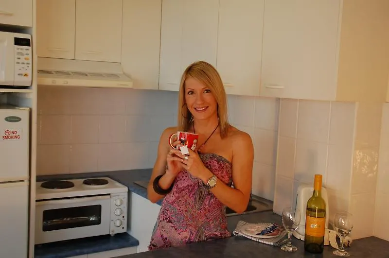 The Shore Apartments - Beachfront Gold Coast