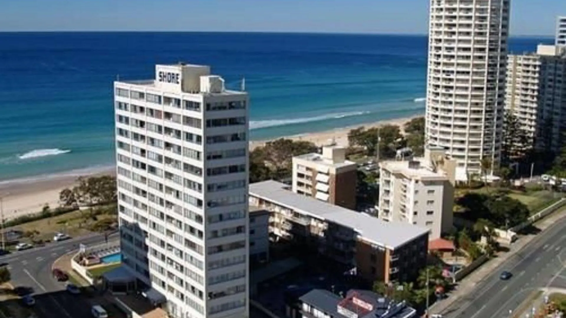 Aparthotel The Shore Apartments - Beachfront Gold Coast