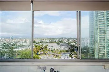 The Shore Apartments - Beachfront Gold Coast