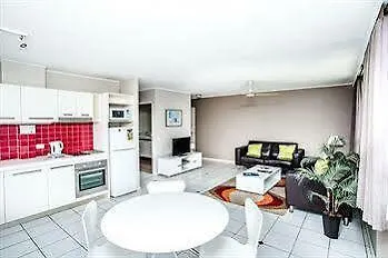 The Shore Apartments - Beachfront Gold Coast Aparthotel
