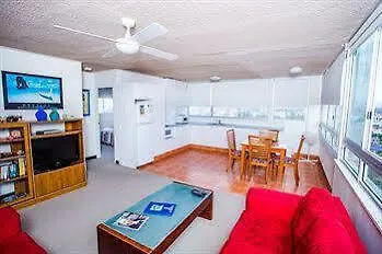 Aparthotel The Shore Apartments - Beachfront Gold Coast